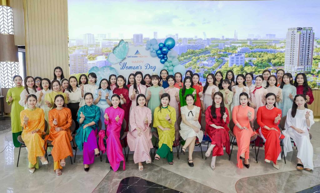 “LỤA LÀ” – TÔN VINH VẺ ĐẸP VÀ BẢN LĨNH NGƯỜI PHỤ NỮ ĐẤT XANH MIỀN TÂY
