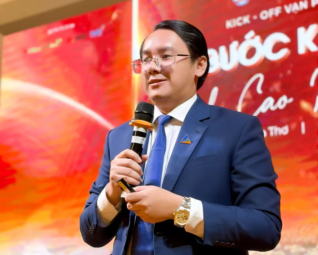  Ông Nguyễn Trần Vinh Quang – Tổng Giám đốc Tổng công ty Đất Xanh Miền Tây 
