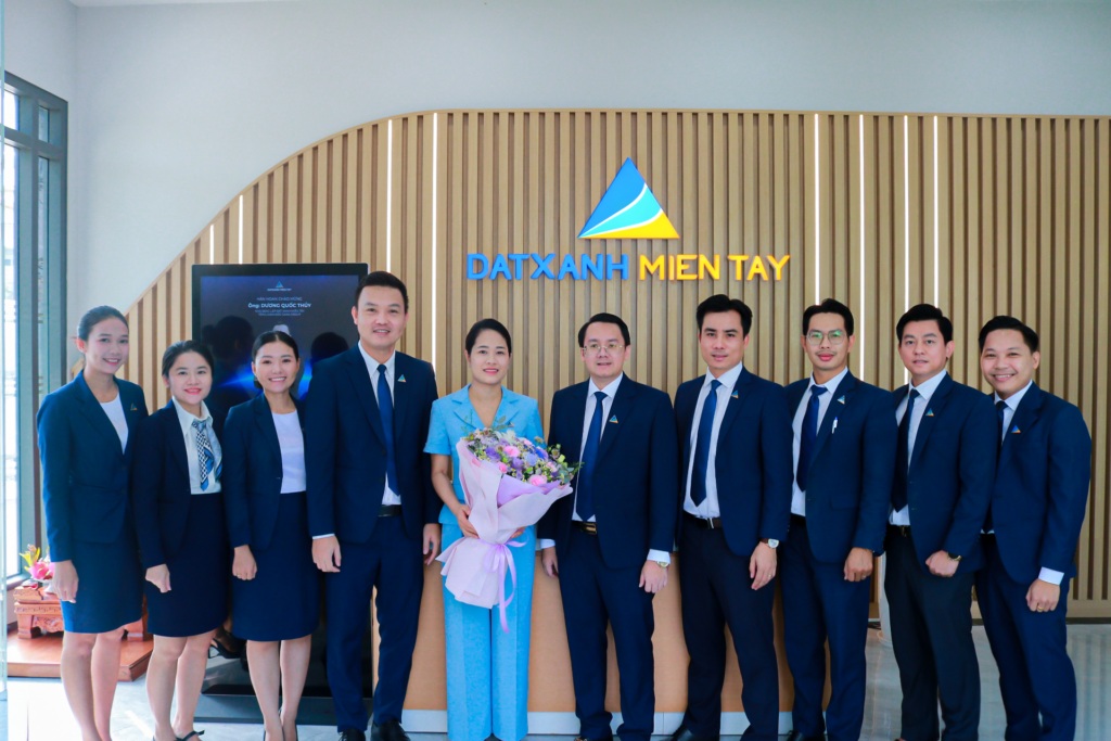 Tổng công ty Đất Xanh Miền Tây đồng lòng - đổi mới - bứt phá
